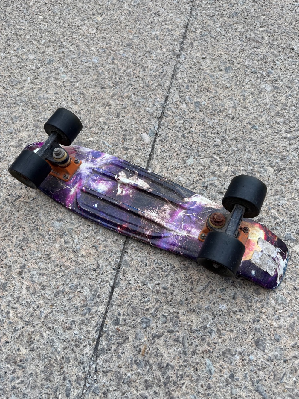Penny Australia Skateboard Cruiser 22-inch w/ Galaxy Wolf Design